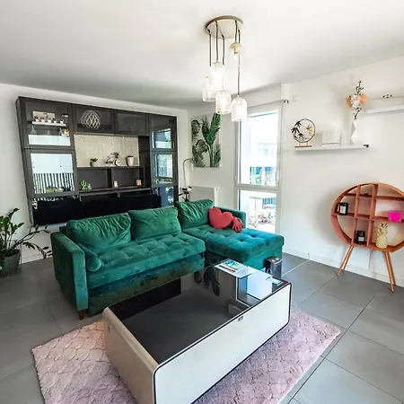 Bright Near The Bordeaux