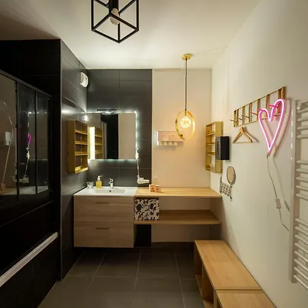 Апартаменты Bright Near The