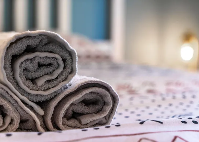 Bright Near The Апартаменты *