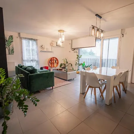 Apartamento Spacious Near The Burdeos